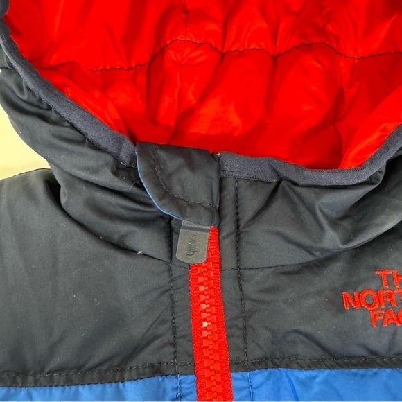 The North Face Nuptse Hooded Down Jacket Red Blue infant 3-6 months - Picture 6 of 14